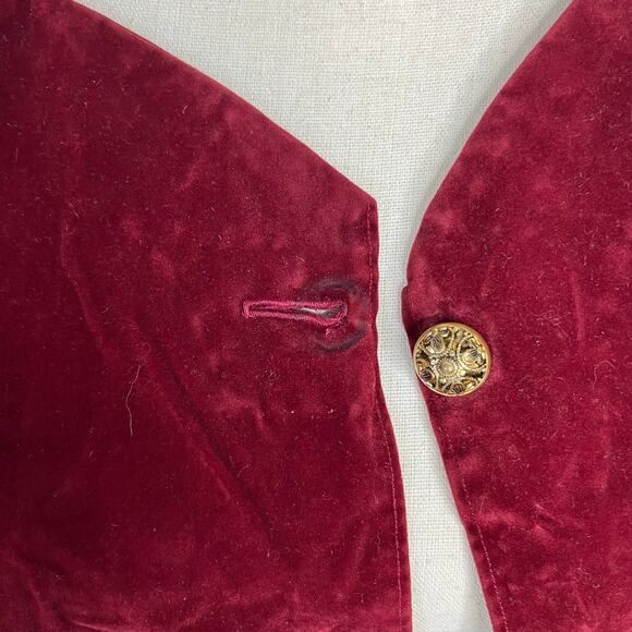 Adorable Vintage Velvet Top - Picture 8 of 8